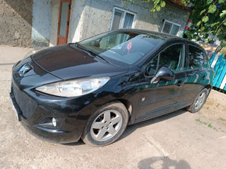 Peugeot 207 foto 2