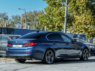 BMW 5 Series foto 2