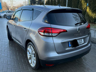 Renault Scenic foto 4