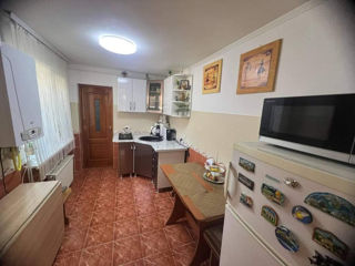 Casa cu 2 camere, 65,4 m2 si 1,5 ari in sec. Botanica foto 4