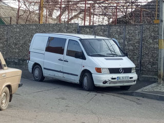 Mercedes Vito foto 2