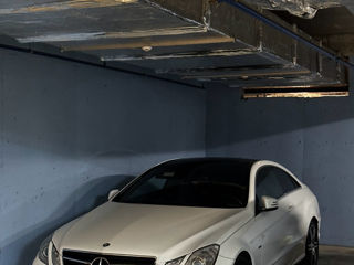 Mercedes E-Class Coupe foto 9