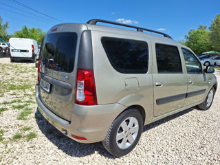 Dacia Logan foto 3