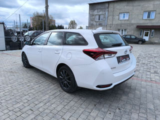 Toyota Auris foto 5