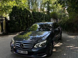 Mercedes E-Class foto 2