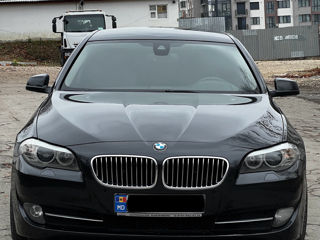 BMW 5 Series foto 3