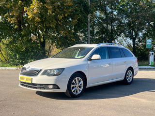 Skoda Superb foto 5