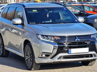 Mitsubishi Outlander foto 4