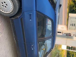 Mazda 323 фото 1