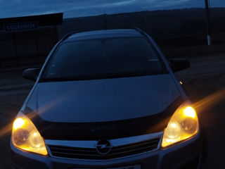 Opel Astra foto 5