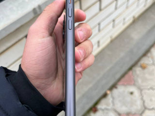 Срочно продам IPhone 11 128 GB foto 6