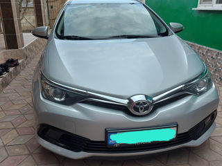 Toyota Auris foto 9