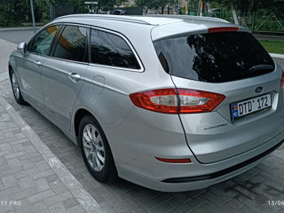 Ford Mondeo foto 4