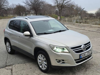 Volkswagen Tiguan foto 2