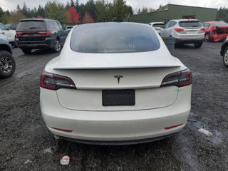 Tesla Model 3 foto 5