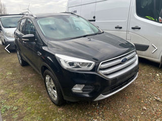 Ford Kuga foto 2