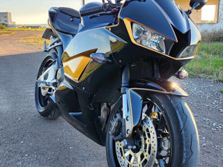 Honda CBR 600 RR foto 3