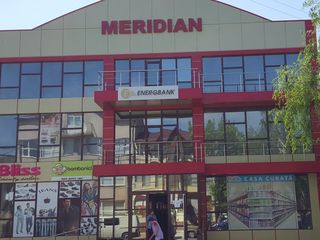 De vânzare spaţiu comercial -MERIDIAN foto 1