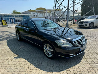 Mercedes S-Class