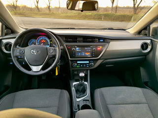 Toyota Auris foto 16