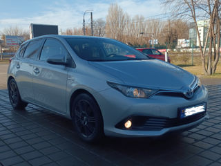 Toyota Auris foto 2