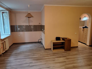 Apartament cu 2 camere, 36 m², Râșcani, Chișinău foto 2