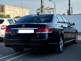 Mercedes E-Class foto 2