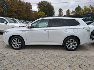 Mitsubishi Outlander foto 5