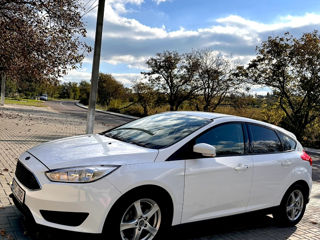 Ford Focus foto 1