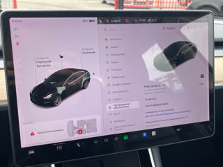 Tesla Model 3 foto 11