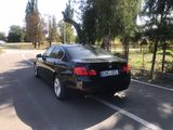 BMW 5 Series foto 4