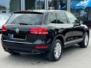 Volkswagen Touareg foto 4