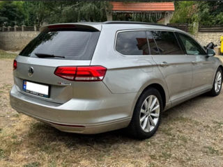 Volkswagen Passat foto 4