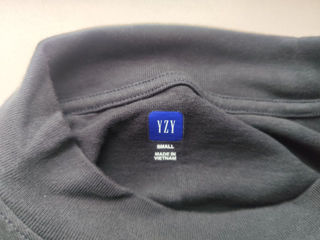 Yeezy Gap By Balenciaga Dove longsleeve foto 3