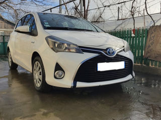 Toyota Yaris foto 2