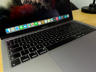 MacBook Air 13 2019/ i5 8gen/16gb Ram/ 512gb SSD/ Rate 0% foto 6