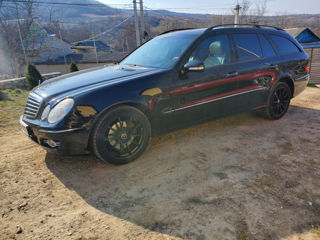 Mercedes E-Class foto 4