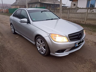 Mercedes C-Class