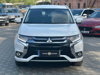 Mitsubishi Outlander foto 2