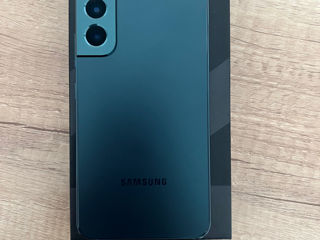 Vând Samsung Galaxy S22 foto 2