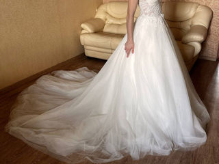 Продам Новое Роскошное Свадебное Платье