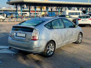 Toyota Prius foto 5