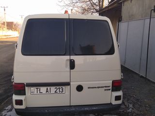 Volkswagen Transporter foto 3