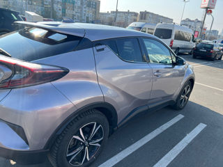 Toyota C-HR foto 5