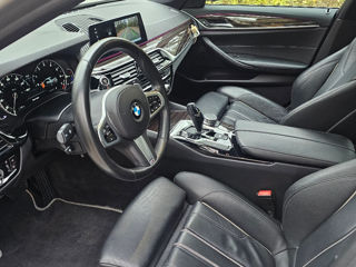 BMW 5 Series foto 7