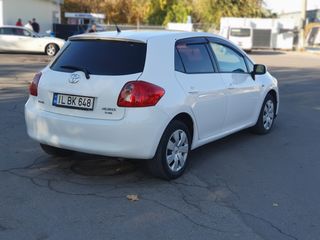 Toyota Auris foto 6