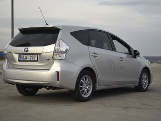 Toyota Prius + foto 4