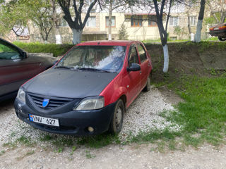 Dacia Logan foto 1