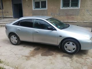 Mazda 323 foto 5