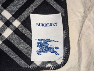 fular Burberry foto 2